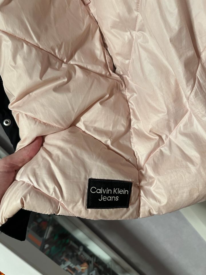 Mädchen Mantel Jacke Calvin Klein  Reversible Padded in Velpke