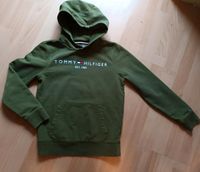 Tomy Hilfinger Kapuzen Pullover Gr.152  Neuwertig Nordrhein-Westfalen - Hünxe Vorschau