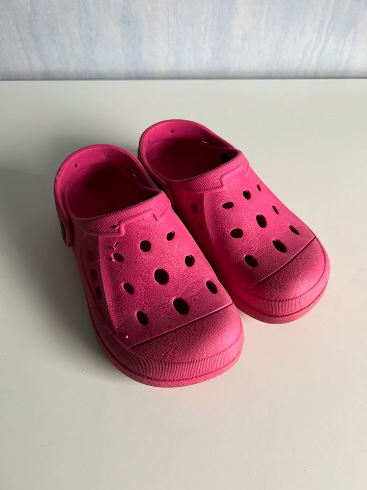 Clogs in pink - Gr. 31 in Kelkheim