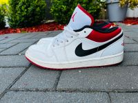 Nike Air Jordan 1 Low Gr. 42,5 Nordrhein-Westfalen - Velbert Vorschau