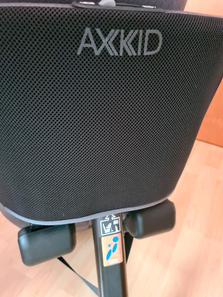 5 mal sicherer!!! Axkid Minikid 3 Premium Kindersitz Reboarder in Spiesen-Elversberg