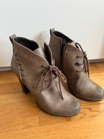 Schuhe in Grösse 39 Köln - Nippes Vorschau