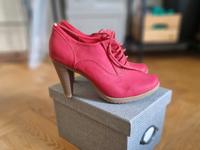 Geschnürte High Heels rot Dresden - Striesen-Süd Vorschau