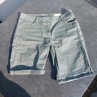 Cecil Jeans Shorts  Gr. 31 42 Oliv TOP Baden-Württemberg - Esslingen Vorschau