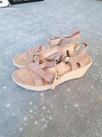 Sandalen beige 38 ESPRIT Bayern - Hersbruck Vorschau