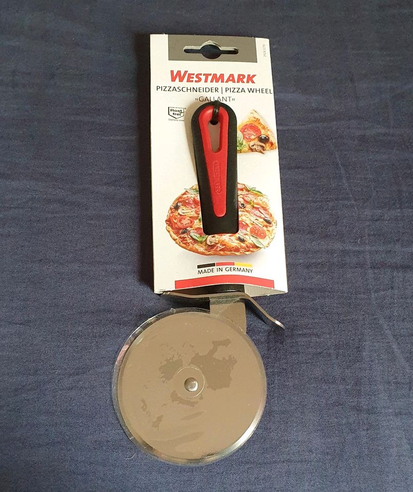 Pizzaschneider Westmark ø 76 mm NEU & OVP in Tübingen