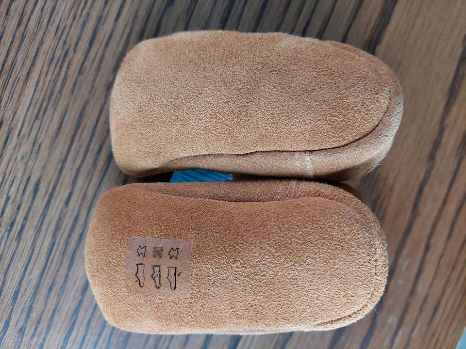 Baby Krabbelschuhe 0 bis 6 Monate *NEU* in Geltendorf