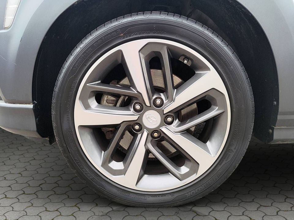 Hyundai KONA 1,6T-GDi DCT Style 2WD *NAVI*LEDER*AHK*18Z in Darmstadt