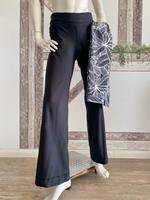 2T-Sporthose DRI-FIT schwarz+Sportleggings TCHIBO gemustert 38/40 Kr. Dachau - Dachau Vorschau