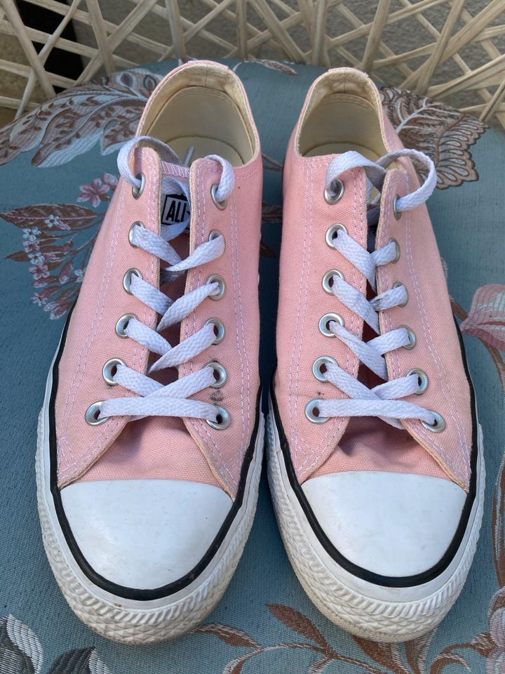 Converse Rosa 40 in Stralsund