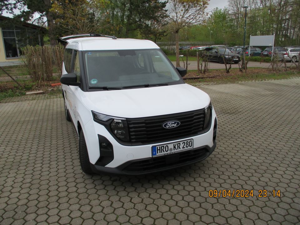 Ford Courier, neues Model, Messefahrzeug, Reisemobilausbau, sofort in Rostock