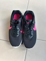 Nike Schuhe Größe 40,5 Rheinland-Pfalz - Montabaur Vorschau