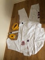 Teakwando Kleidung mit Gürtel Karate Frankfurt am Main - Heddernheim Vorschau