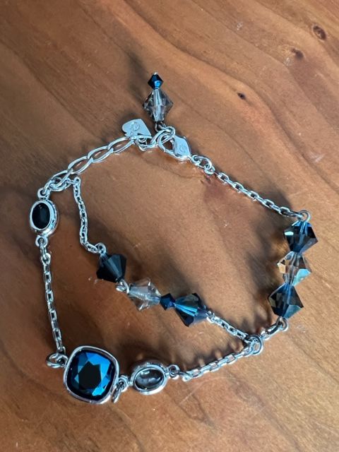 kans Aantrekkelijk zijn aantrekkelijk weerstand Swarovski* Armband Silver/ Blaue Kristall Steine in Bielefeld - Bielefeld  (Innenstadt) | eBay Kleinanzeigen ist jetzt Kleinanzeigen