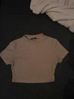 Bauchfreies T-shirt von Shein Größe XS Hessen - Langgöns Vorschau