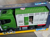 Bruder Tiertransport Scania Lkw spielzeug Baden-Württemberg - Heidenheim an der Brenz Vorschau
