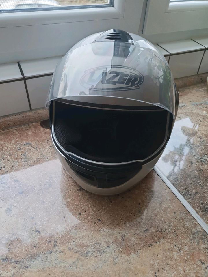 Motorrad Helm in Duisburg