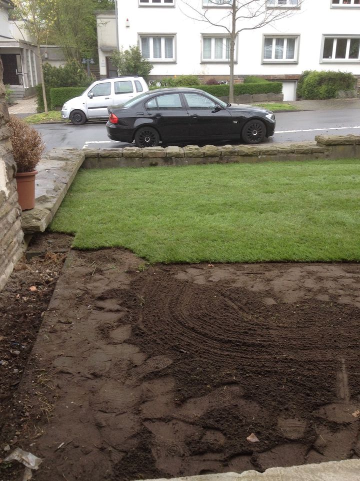 Maler Anstreicher tapezieren fliesen legen Gartenarbeit in Essen