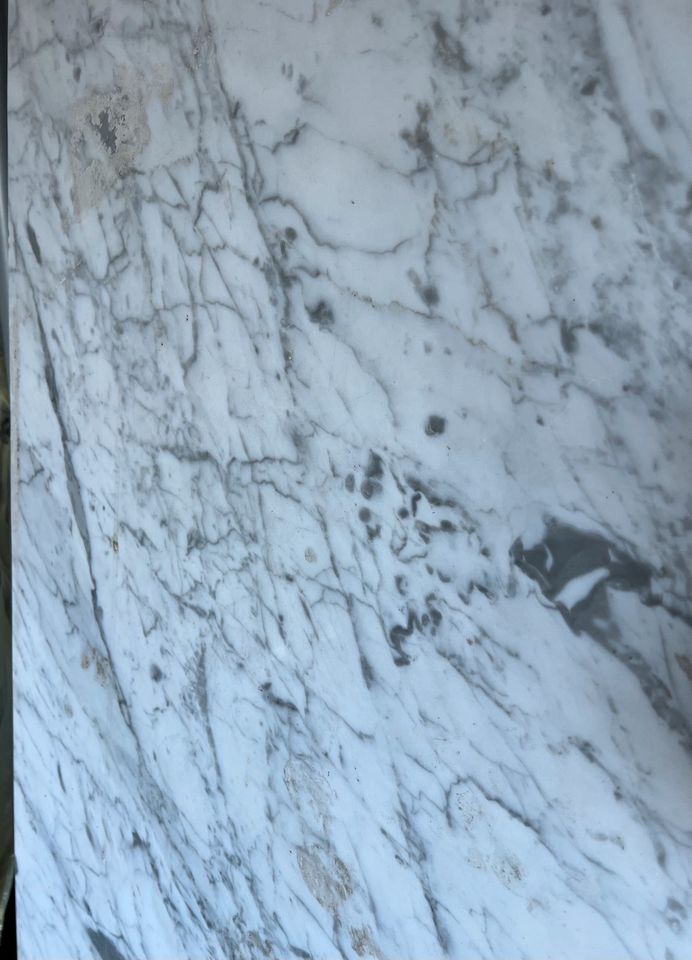 Marmorplatte elegant weiß/grau groß Kamin Bodenplatte in Vaterstetten