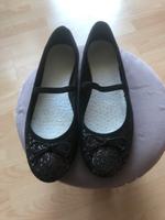 Ballerina schwarz mit Glitzer Größe 39 neuwertig Unstrut-Hainich - Heroldishausen Vorschau