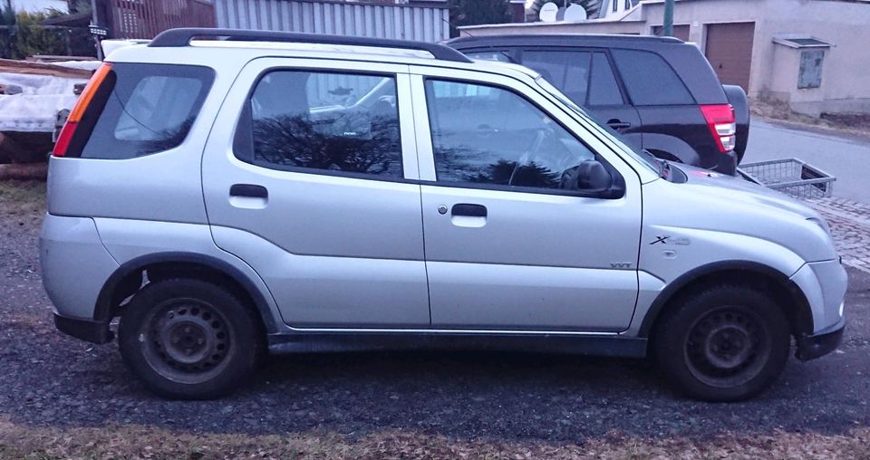 Suzuki Ignis 4x4 TÜV 12/24 in Großrückerswalde