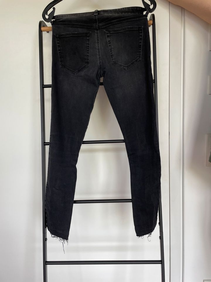 Diesel Jeans Slandy super slim low W25/30 in Berlin