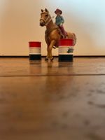 Schleich Pferd Western Reiterin Barrelracing Friedrichshain-Kreuzberg - Friedrichshain Vorschau