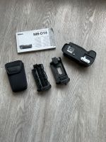 Nikon MB-D 14 Zusatzhandgriff Batteriepack neuwertig Berlin - Reinickendorf Vorschau