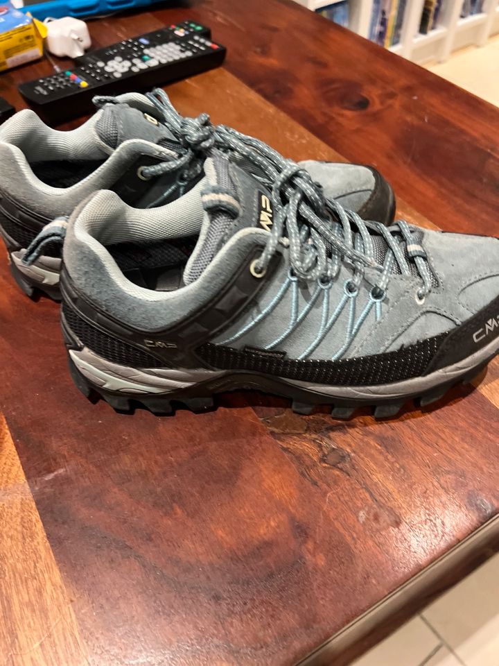 CMP Outdoorschuhe Gr. 38 graublau/schwarz in Friedrichsthal