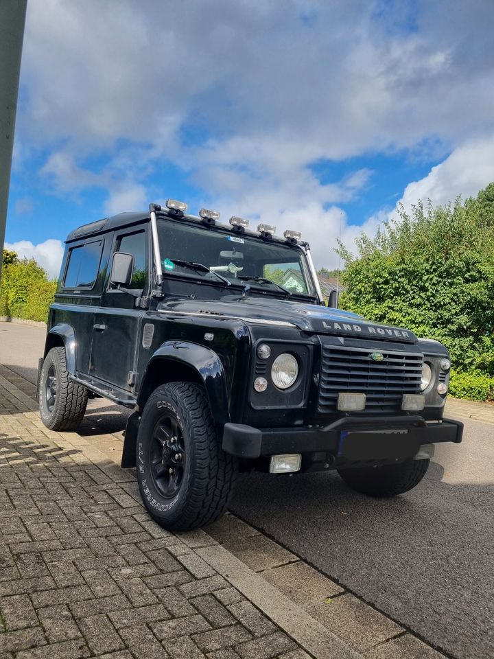 Landrover Defender 90E in Merzig