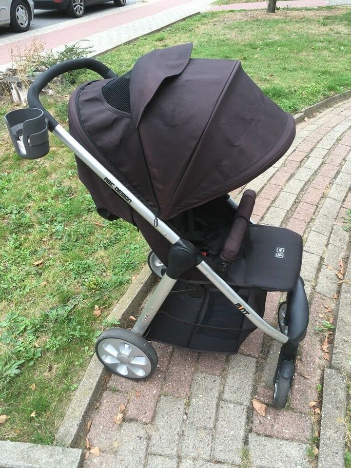 Buggy Kinderwagen in Belm