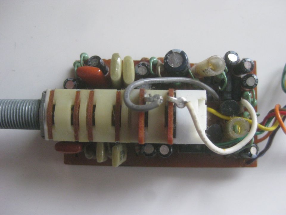 Blaupunkt Autoradio Poti Potentiometer ALPS 3N1C 20KAX4 20KBX2 in Würzburg