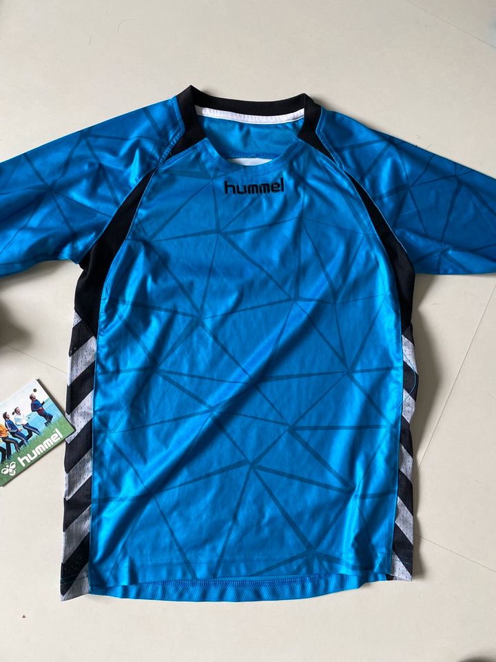 Handball Hummel 140 - 150 Trikot Langarm Pulli Windstopper in Neustadt am Rübenberge