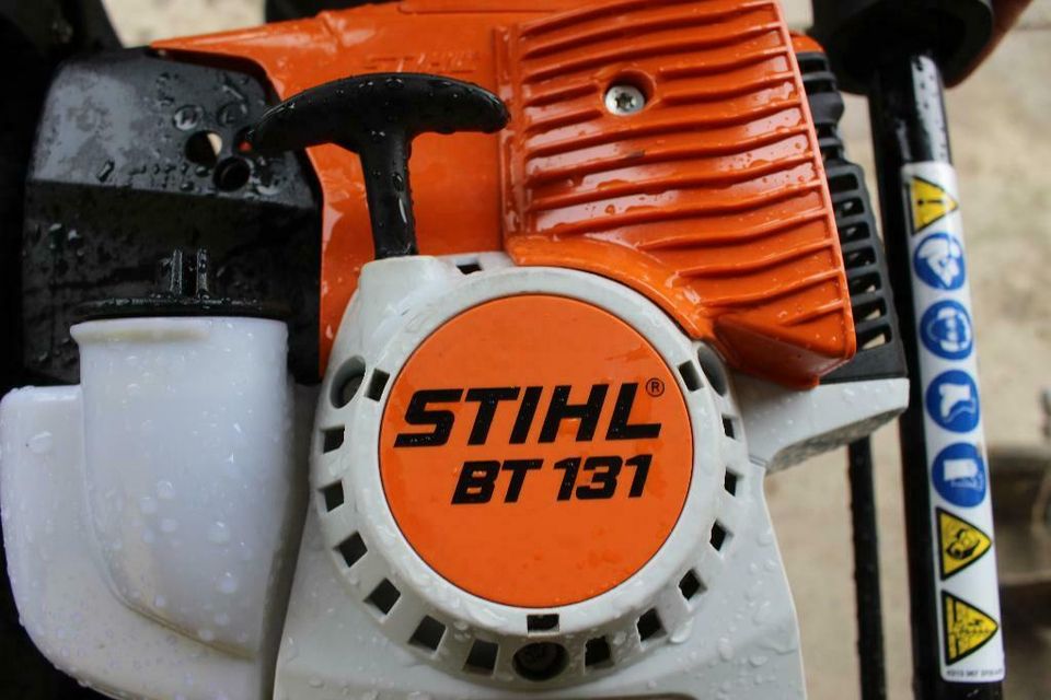 Verleihe Stihl Erdbohrer BT 131 mit 200&300mm Bohrer in Hardegsen