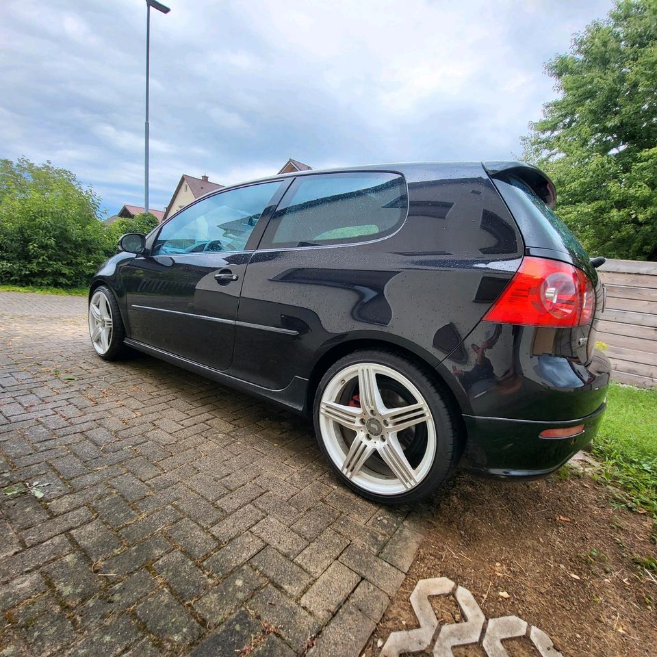 VW Golf GTI 2.0 TFSI in Bad Krozingen