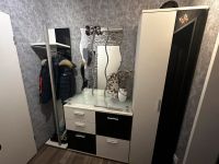 Garderobe Set Schwarz Weiß Nordrhein-Westfalen - Velbert Vorschau