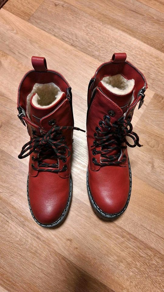 Neu  MUSTANG Stiefeletten Damen rot in Worbis