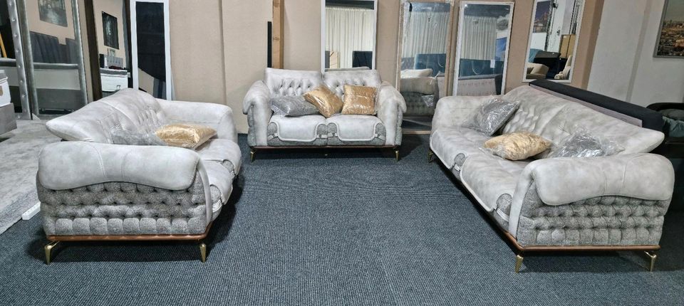 Couch Sofa Garnitur 3-2-2 Schlaffunktion Vintage Optik Neu !!! in Oberhausen