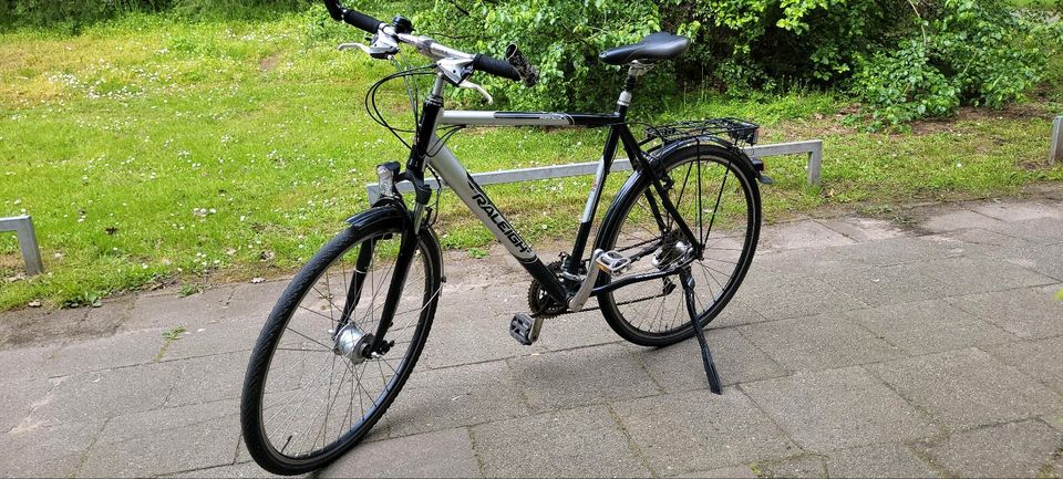 Herrenfahrrad 28 Zoll Fahrrad in Garbsen