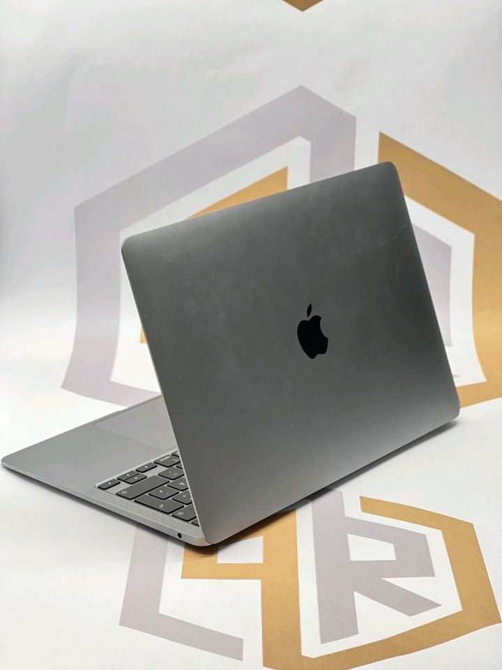 Apple MacBook Air 256GB Top Zustand!  A2337 in Berlin