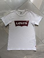 LEVI'S T-Shirt Gr. XXS New York weiß wie neu München - Untergiesing-Harlaching Vorschau