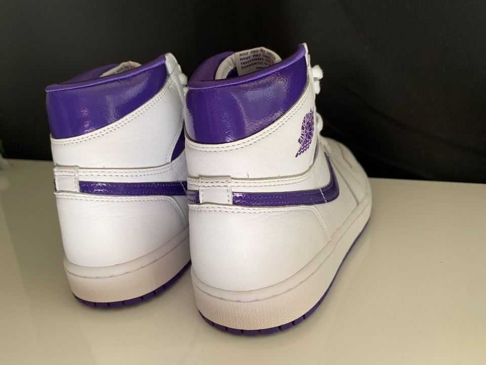 Air Jordan 1 Retro high court purple in Ratingen