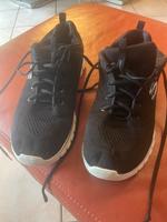 Damen Sneaker Skechers schwarz gr.41 Nordrhein-Westfalen - Herzogenrath Vorschau
