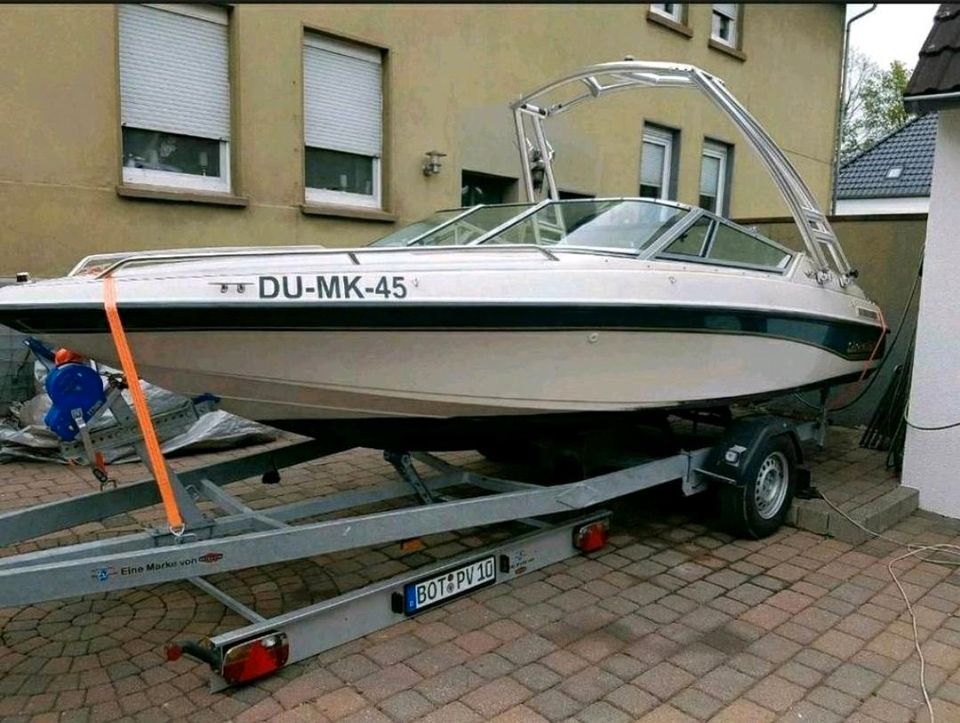 Boot Crownline USA 3L Mercruiser  140PS  Wakeboardtower Trailer in Bottrop