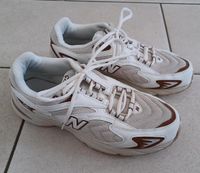 Schuhe New Balance 725 Herren Gr. 44 US 10 weiß beige braun Niedersachsen - Giesen Vorschau