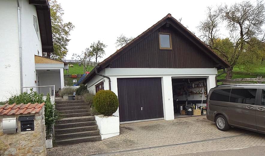 Wohlfühloase im Grünen 4,5Zimmer ETW mit großem Garten und Traumbalkon