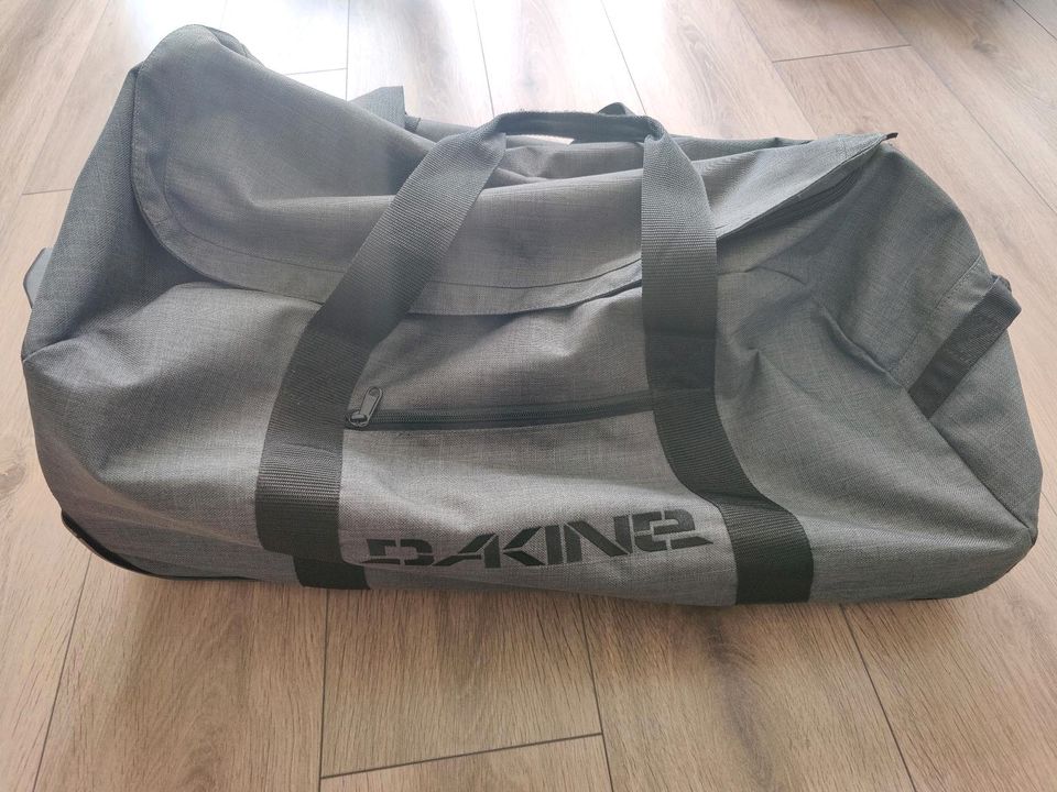 Reisetasche Dakine Rollen 70l in Hessen - Mörfelden-Walldorf | eBay  Kleinanzeigen ist jetzt Kleinanzeigen