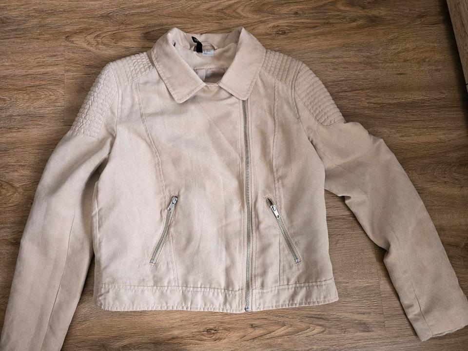 Blazer Bikerjacke leichte Jacke beige Divided H&M Gr. 40 beige in Detmold