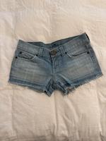 7 for all mankind Jeansshorts Shorts Gr. 27 Kr. München - Feldkirchen Vorschau
