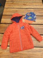 Orangene Steppjacke Gr. 110/116 mit Paw Patrol Mütze Nordrhein-Westfalen - Arnsberg Vorschau